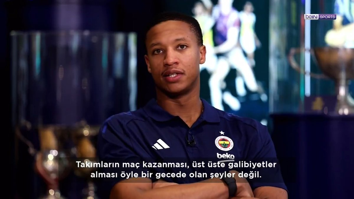 🟡🔵 "Takımların üst üste galibiyetler alması öyle bir gecede olan şeyler değil. Oyun ritmini bulmak gerekiyor..." 🗣 Fenerbahçe'nin başarılı oyuncusu Devon Hall, Pınar İlik Üçer'in sorularını yanıtladı! #beINSPORTS