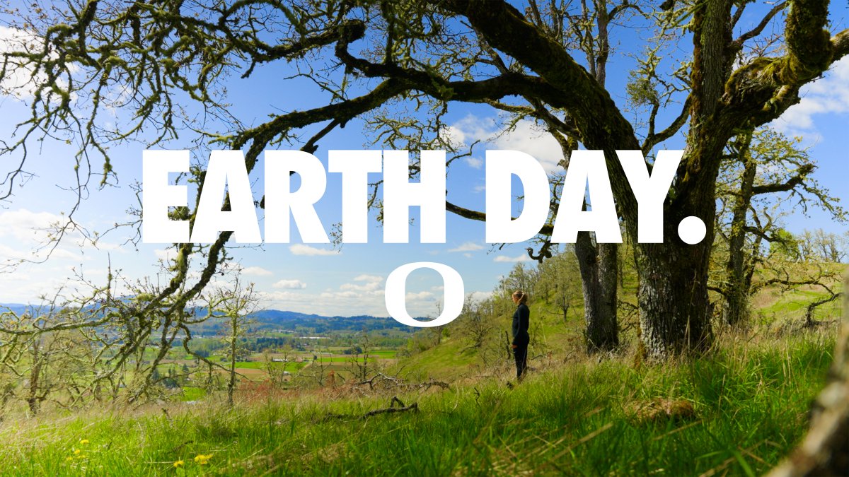 Give more. #EarthDay x #GoDucks