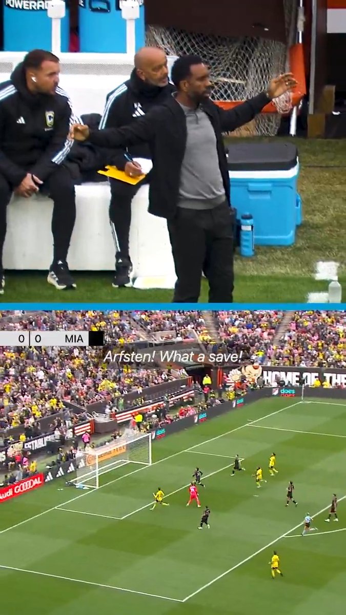 All the emotions 😱😃😤🙁🤭 These bench reactions from Wilfried Nancy and Javier Mascherano.
