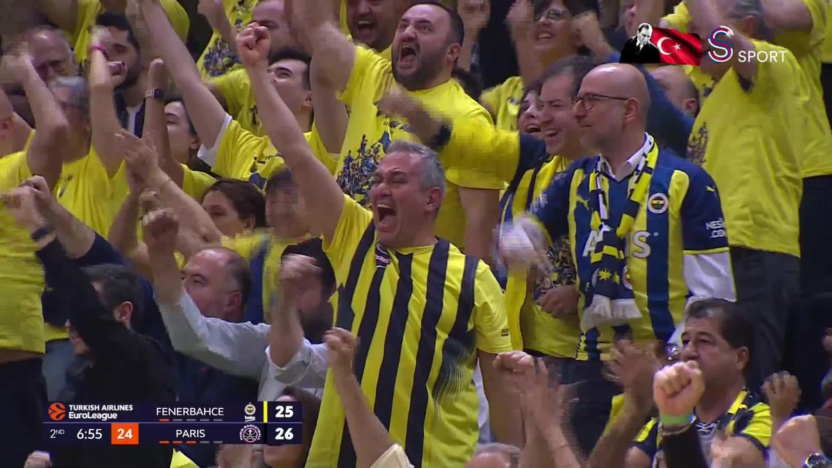 Bonzie Colson'dan bir üçlük isabeti daha!