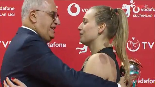 Hanımlar, beyler... Karşınızda Vodafone Sultanlar Ligi'nin yeni MVP'si: Cansu Özbay! ⭐