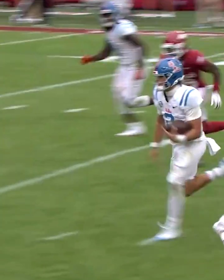 🎯 25/31 🎯 515 pass yards 🎯 6 TDs Jaxson Dart only threw darts against Arkansas last season 🔥 📺: 2025 #NFLDraft – Thursday 8pm ET on NFLN/ESPN/ABC 📱: Stream on NFL+