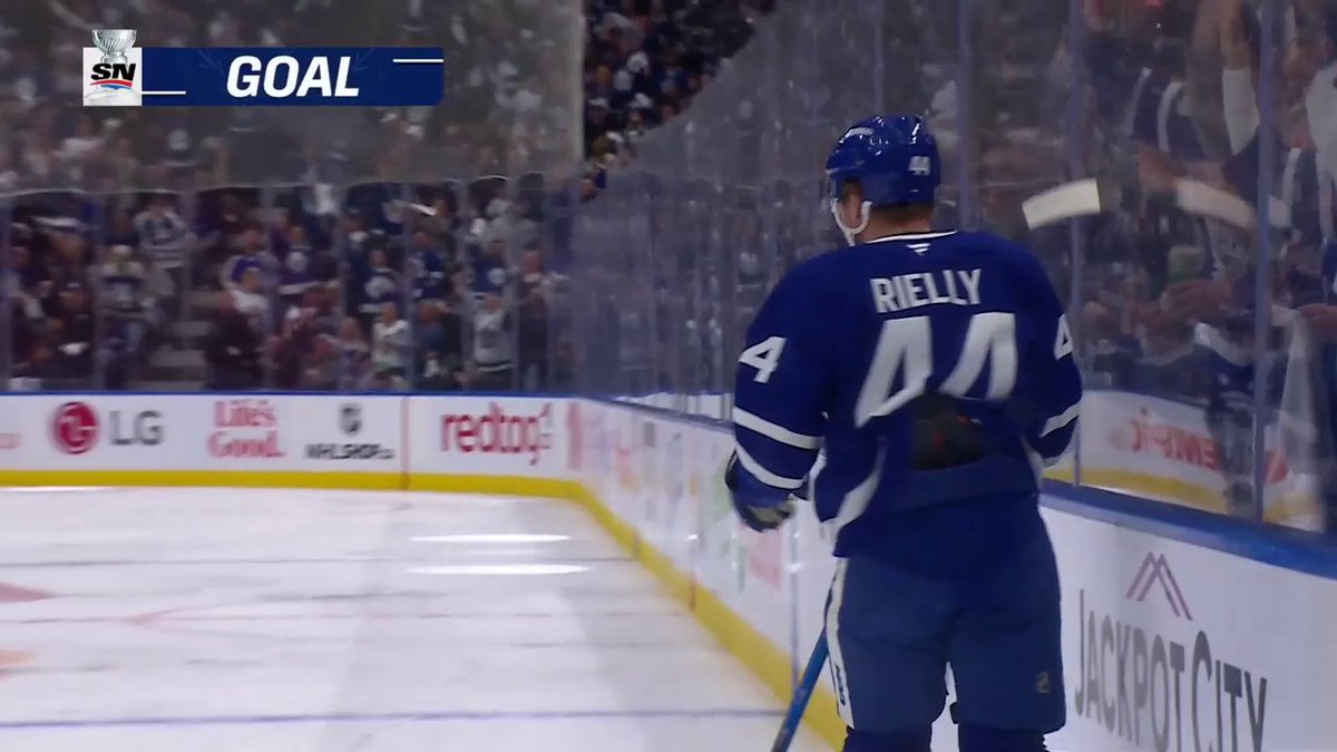 Morgan Rielly scores in back-to-back games to start the series! 💥 #StanleyCup The Toronto Maple Leafs have an early 1-0 lead! 🇺🇸: ESPN 2 ➡️ 🇨🇦: Sportsnet or stream on Sportsnet+ ➡️
