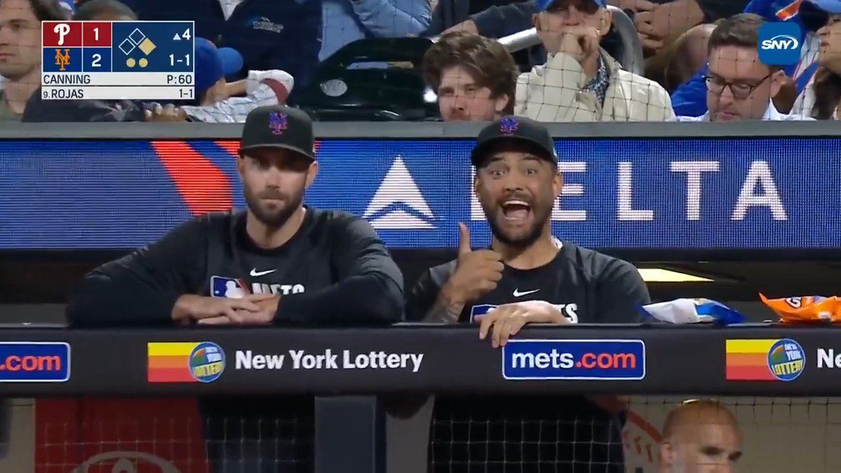 Sean Manaea is having the time of his life 😂