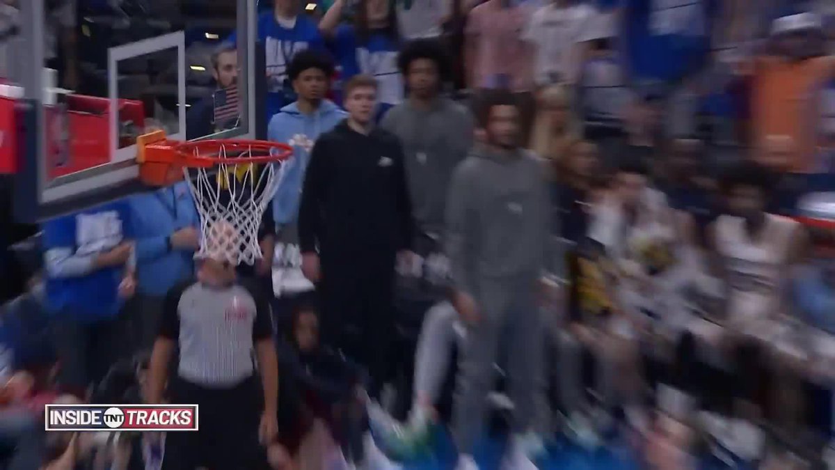 "You so old" 😂 JDub with the friendly roast after Caruso missed the putback 💀