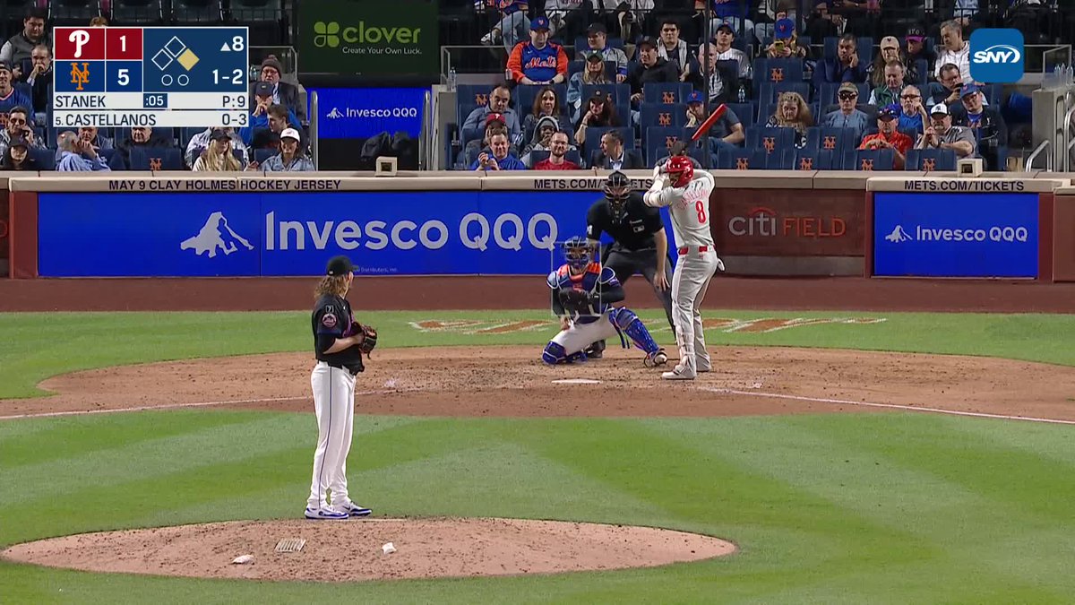 Tyrone Taylor dekes Kyle Schwarber and turns the 8-3 double play!