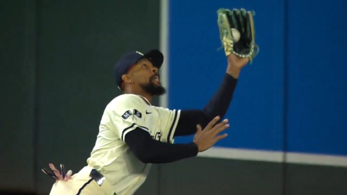 Byron Buxton, you are simply sensational 🤯
