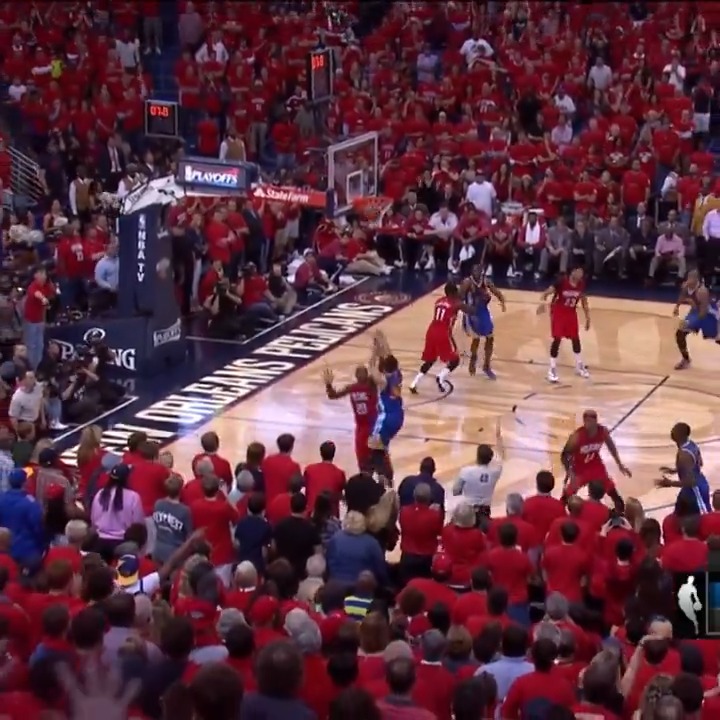 10 years ago today, one of Stephen's most ICONIC Playoff moments 🤯