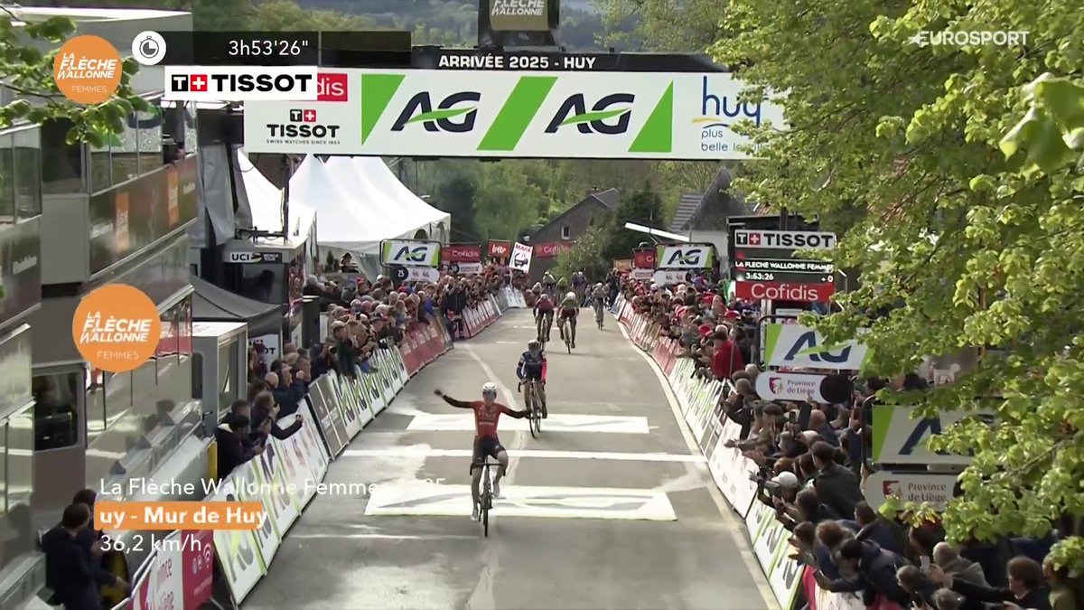 ๐งจ๐ฅ Puck ๐๐๐๐๐๐๐๐ Pieterse, nueva reina de Huy ๐ฅ Puck Pieterse tumba a Demi Vollering en un final explosivo en la #FlรจcheWallonne para firmar su primera victoria en 2025 ๐ตโโ๏ธ Lo has podido ver en Eurosport.es y Max Espaรฑa. #LaCasadelCiclismo