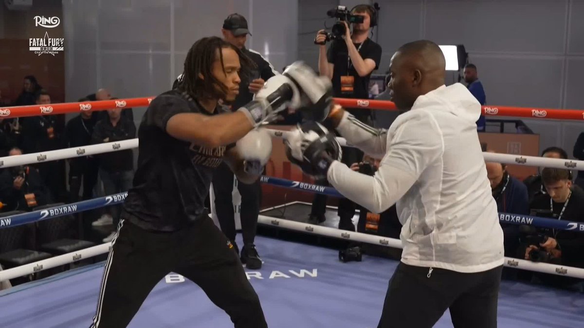 Anthony Yarde working the pads 🥊💥 #EubankBenn | April 26 | Live on Sky Sports Box Office 📲 Watch here: