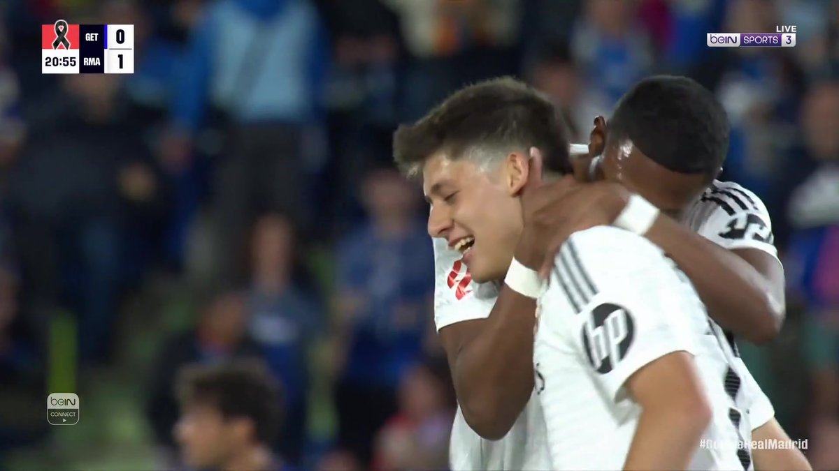 🎯 أردا غولر يختتم هجمة مرتدة بتسديدة رائعة في مرمى خيتافي! 👏⚽️ شاهد كيف انطلق فينيسيوس ورفاقه بسرعة البرق في الهجمة 💨⚡️ برأيك، من ملك المرتدات في ريال مدريد؟ 👀👇 #الدوري_الإسباني #ريال_مدريد