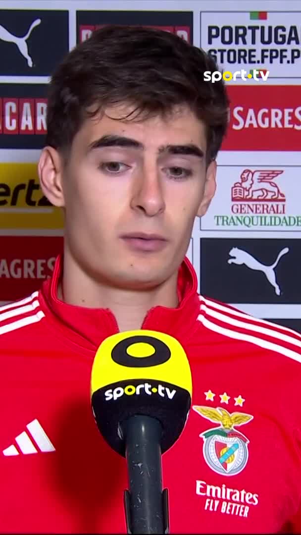 🗣️António Silva: "Eles estão todos felizes no balneário." 😅 #sporttvportugal #TAÇAnaSPORTTV #TaçadePortugal #slbenfica #tirsense