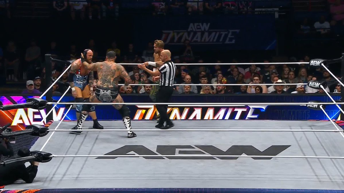 That's ONE way to tag in your partner! Watch #AEWDynamite LIVE on TBS & MAX Will Ospreay • ウィル・オスプレイ | @BrodyXKing | Josh Alexander