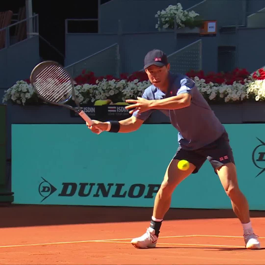 Carving up the court 💛 Kei Nishikori #MMOpen