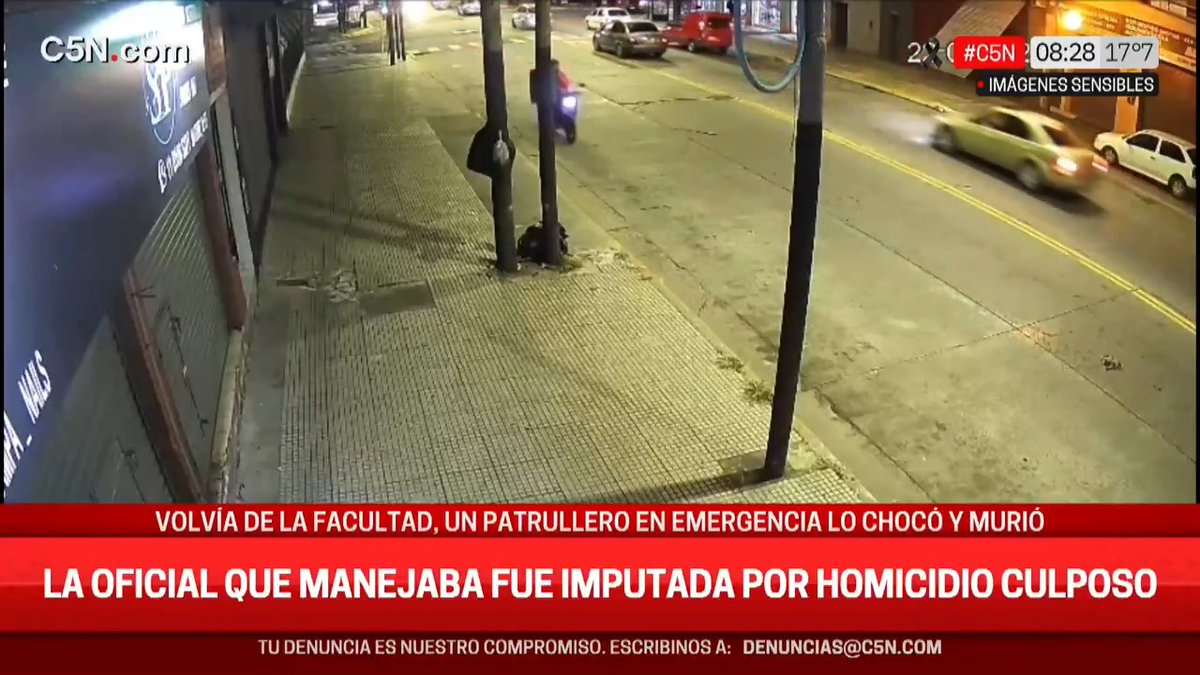 🚨 Volvía de la facultad, un patrullero en emergencia lo chocó y murió 📲 Seguí #C5N EN VIVO por 👉