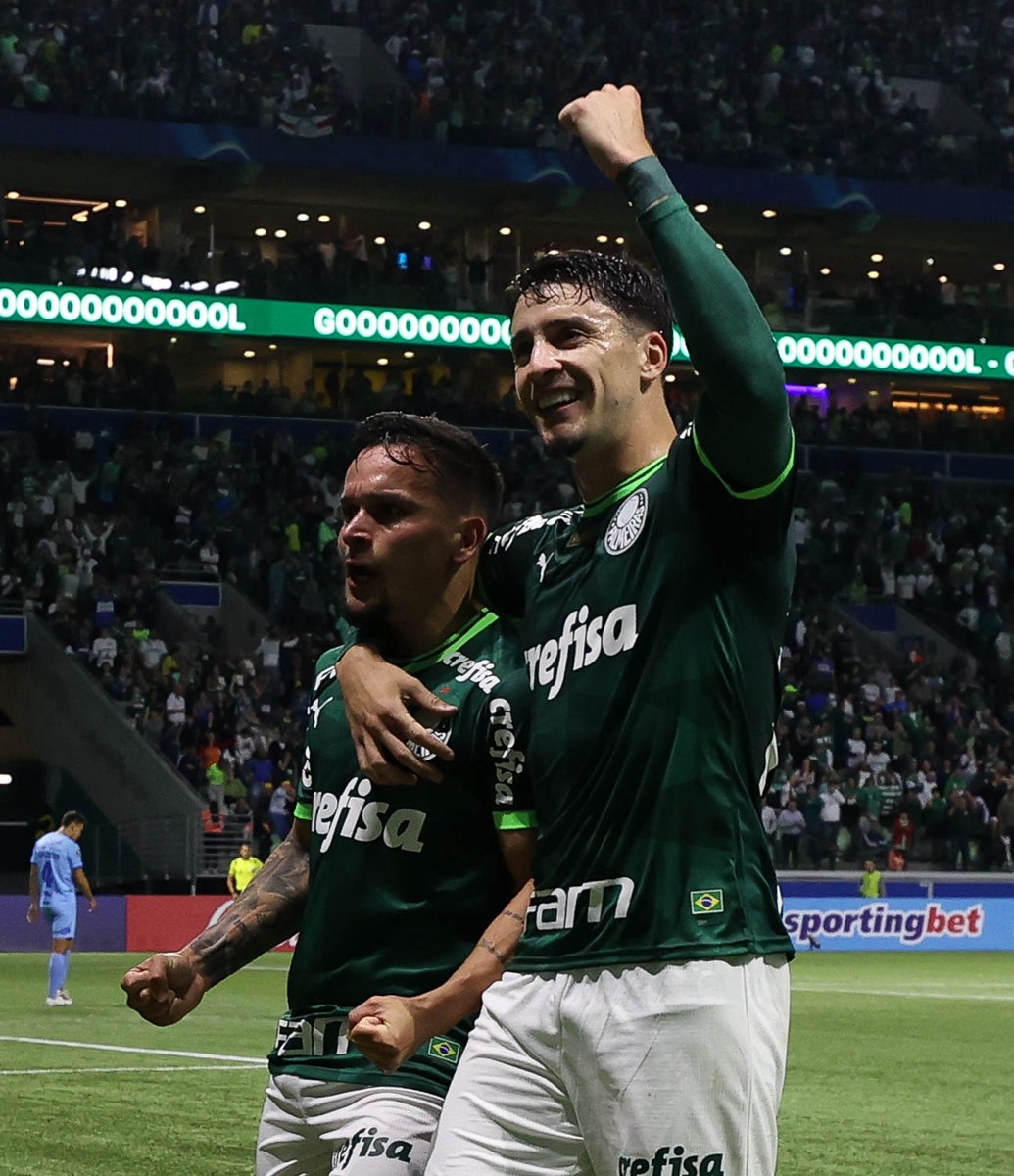 Nossa última vitória sobre o Bolívar-BOL pela #Libertadores foi em #FamíliaPalmeiras! Palpites pra hoje? Vamos pra cima, 🐷! 💚