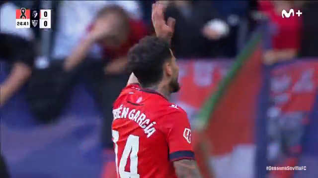 Tú buscas en Google 'golazo de falta directa' y Rubén García te lo mejora. Tremendo chicharro. C. A. OSASUNA #LALIGAEASPORTS #LaCasaDelFútbol
