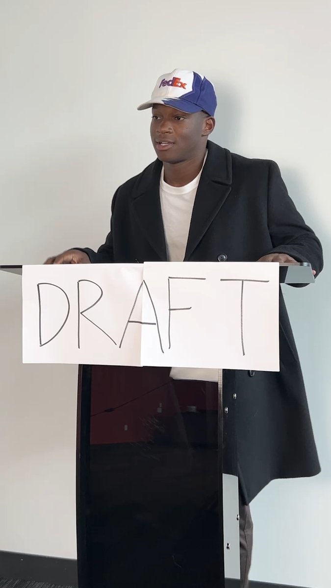 a future MVP in the making 📦🏆 #Football #Draft
