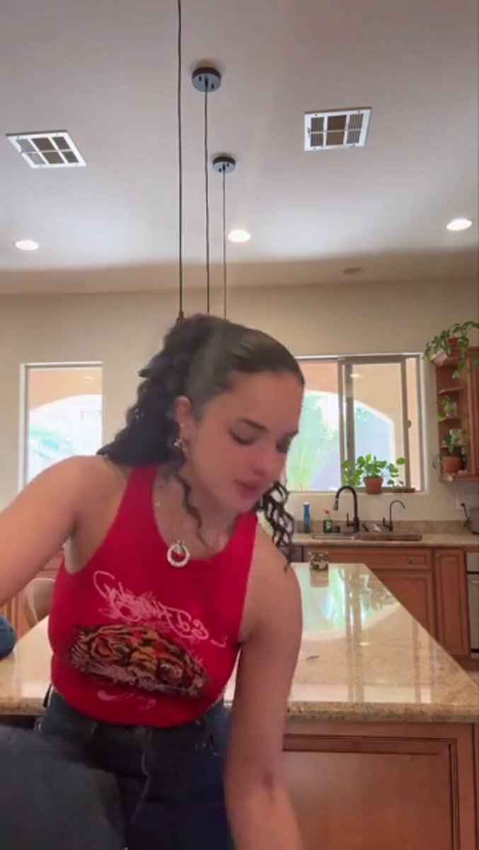 Nina Drama showing her feet on instagram live "you wanna see my feet you can look at them all day"