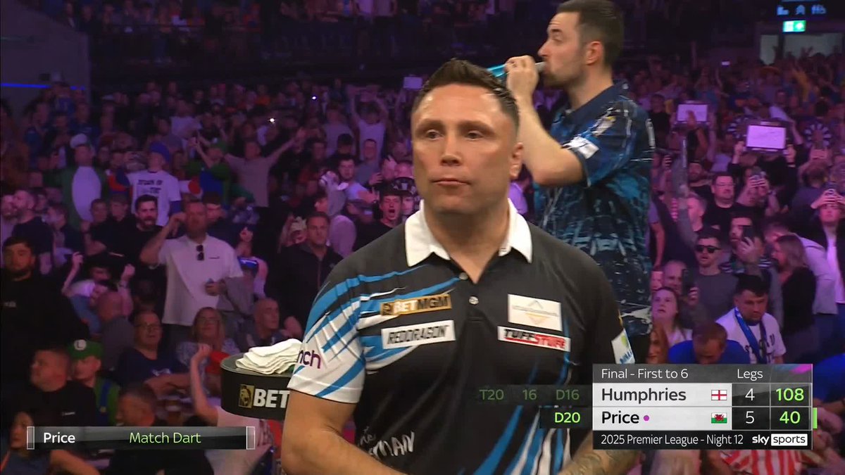 The moment Gerwyn Price secured the win in Liverpool 🏆👏