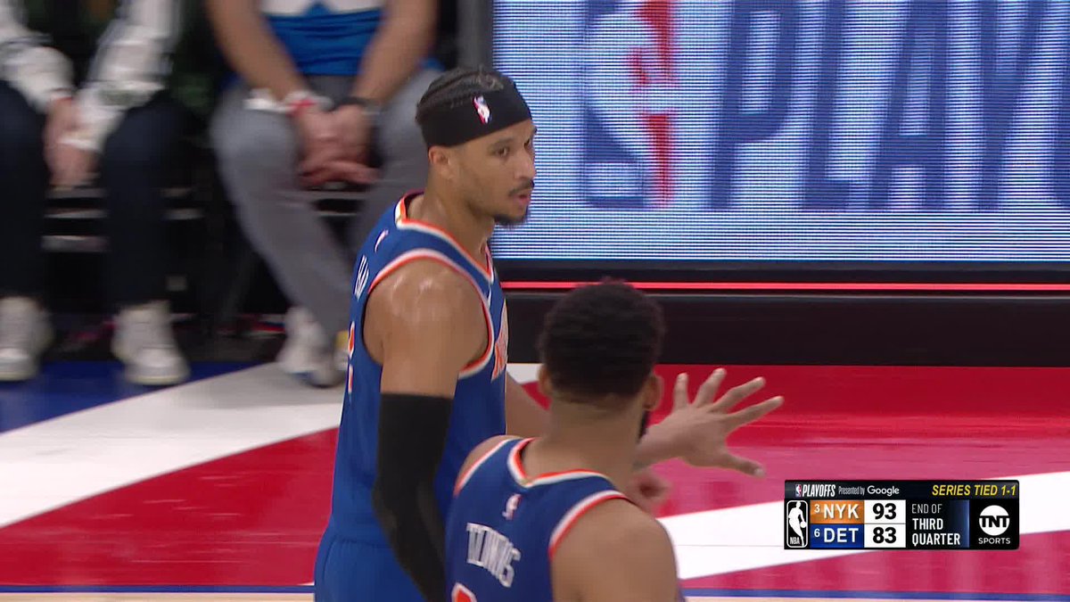 Hart gets it to go at the buzzer 🚨 New York leads by 10 heading into the final frame on TNT!