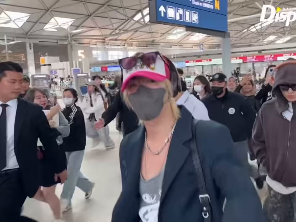 いつものディスパのお姉さん、悠太さんの日本シングルについて把握してくれてるーーーーーー🥲🫶🏻日本シングル5/14期待してます♩って悠太さんに伝えてくれてるのも嬉しいーーー！