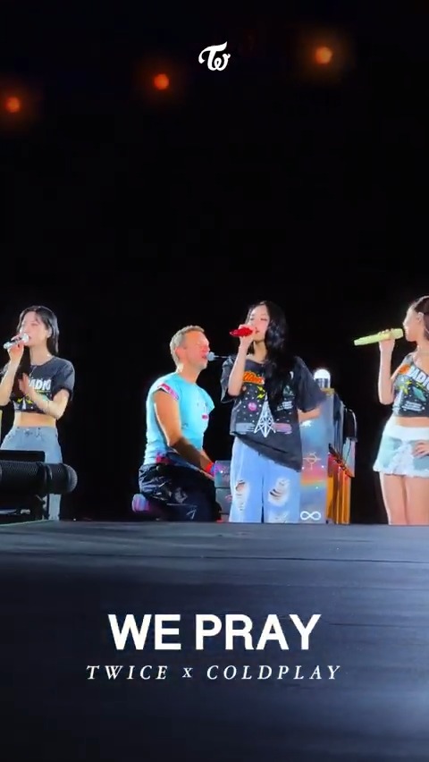 WE PRAY — TWICE Version ❤‍🔥 #TWICE #트와이스 #Coldplay Coldplay #MOTSWT #WEPRAY_TWICEVersion #ColdplaySeoul