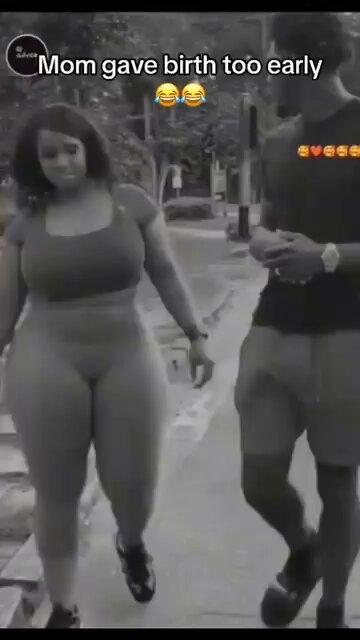 Effects of giving birth at an early age 👀