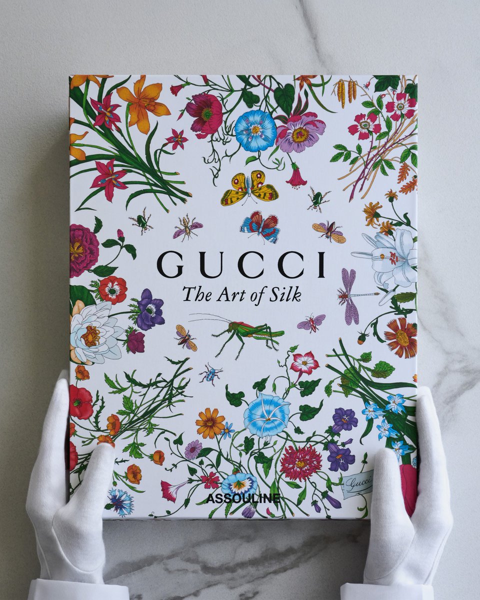Gucci: The Art of Silk. For the first time, the story of the House’s silk scarves unfolds in a new book, created in collaboration with ASSOULINE and curated by Jo-Ann Furniss. The dedicated publication traces their evolution from archival icons to contemporary expressions—revealing the artistry, inspirations, and cultural significance behind one of the House’s most enduring signatures. Discover the new book at select Gucci boutiques, Assouline stores and website, and #GucciTheArtOfSilk #GucciFlora #Assouline