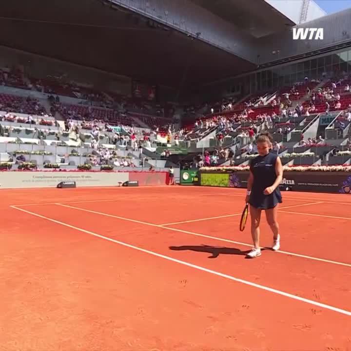 full of confidence 🫡 Jasmine Paolini defeats Boulter 6-1, 6-2! #MMOPEN