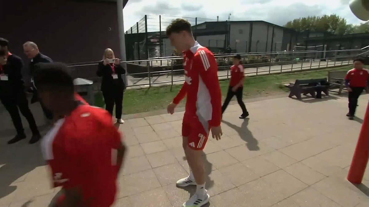 "I'm going to have to be the best cheerleader I can" 📣 Neco Williams will be doing his best to help get his Nottingham Forest teammates ready for their FA Cup semi-final 🌳