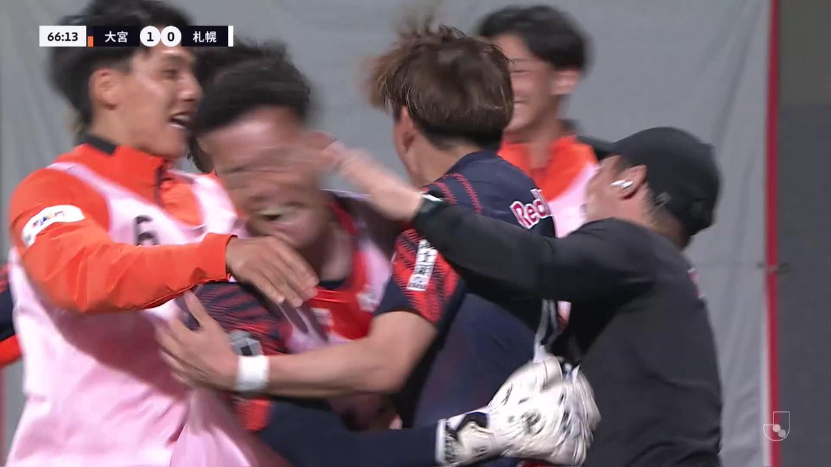 見事な左足ボレー✨️ 🎦 ゴール動画 🏆 明治安田J2リーグ 第11節 🆚 大宮vs札幌 🔢 1-0 ⌚️ 67分 ⚽️ 藤井 一志(大宮) #Jリーグ
