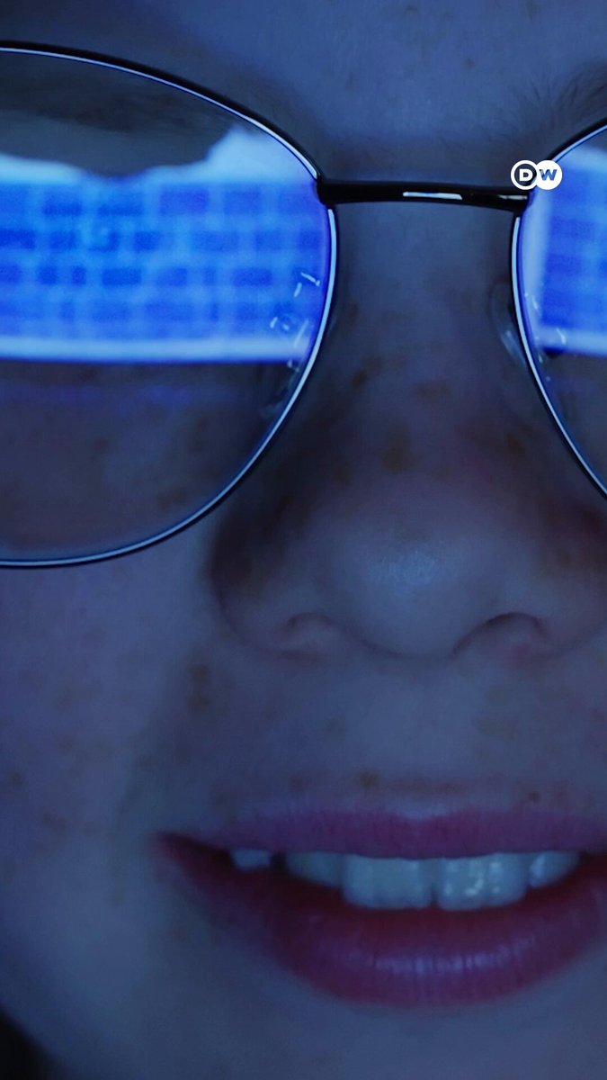 Modo incógnito en Google #Chrome: mitos sobre la privacidad El modo incógnito no es tan privado como crees. A veces, la privacidad es esencial para proteger a quienes la necesitan, como perseguidos políticos. Pero también puede servir para ocultar actividades ilícitas. Descubre cómo proteger tu actividad en internet más allá de solo activarlo. #DWDigital #Google #DWMagacines
