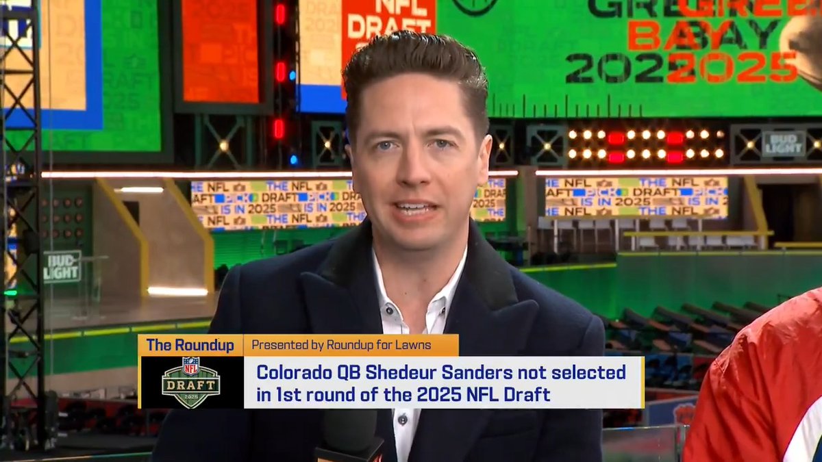"You can say he's sliding, but is it actually a slide?" Tom Pelissero on when we can expect Shedeur Sanders to be drafted.
