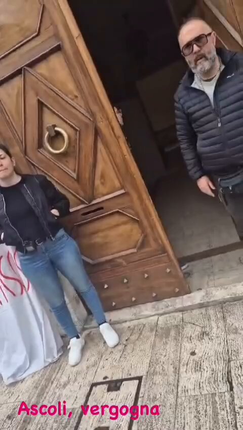 Cos'è il fascismo? Questo ad esempio. Che squallore, che vergogna. #25aprile_è_ANTIFASCISTA #25Aprile #Liberazione #Partigiani #Meloni