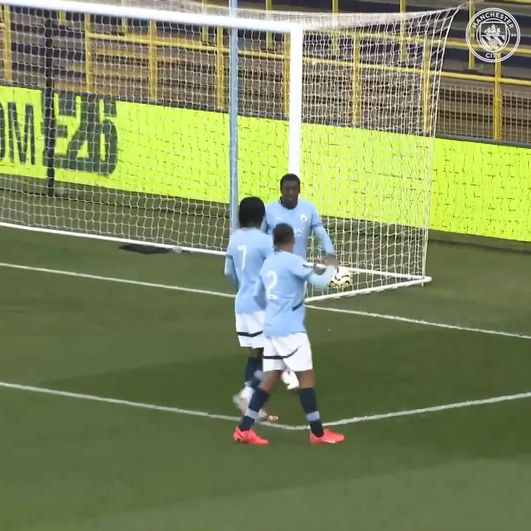 Divin Mubama puts the Blues in front against Liverpool! 💪 Tap to watch LIVE on CITY+ ⤵️