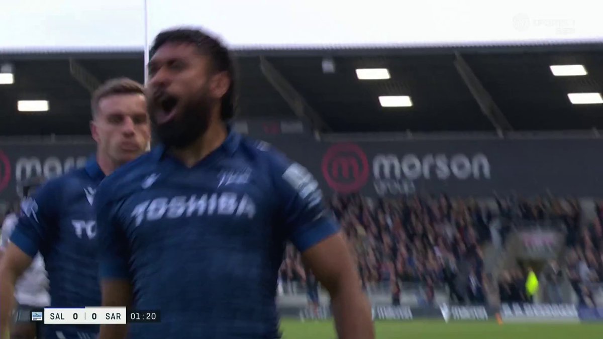What a start from Sale Sharks 💥 Rekeiti Ma'asi-White dots down to give the hosts an early lead 💨 Plus, some fireworks between Maro Itoje and Tom Curry after the try 👀 #GallagherPrem | #SALvSAR
