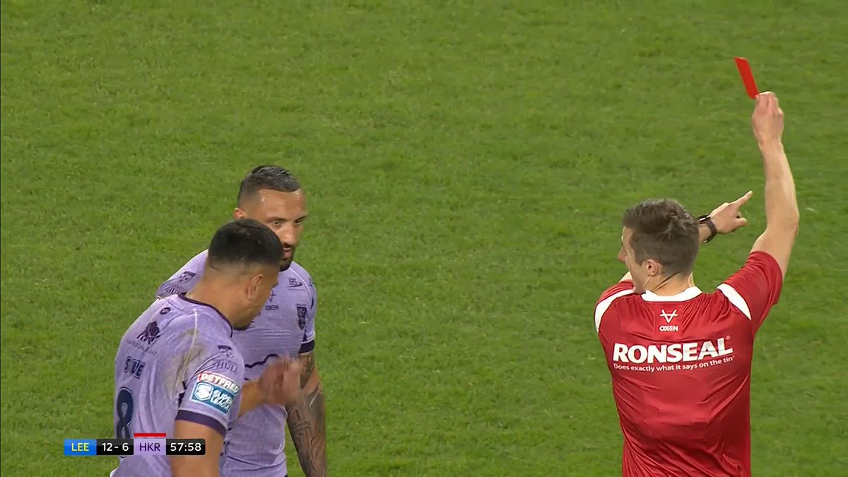 RED CARD for Sauaso Sue 🟥