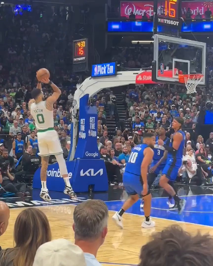 JT FEELIN' IT NOW 🔥 The Celtics go on a run to take back the lead 😤 📺 ESPN | NOW