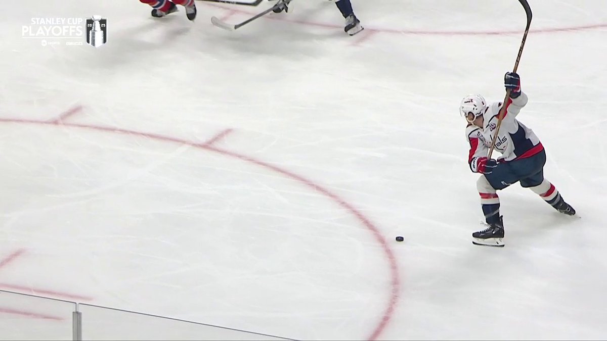 Jakob Chychrun unleashes an absolute MISSILE 🚀 Wow. #StanleyCup 🇺🇸: NHLonTNT & Sports on Max ➡️ 🇨🇦: Sportsnet or stream on Sportsnet+ ➡️