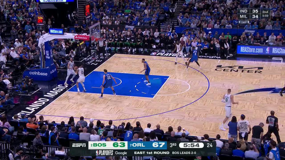 ORLANDO IS FIGHTING FOR THE FINISH 🔥 Wendell Carter Jr. delivers the putback for Banchero 💪