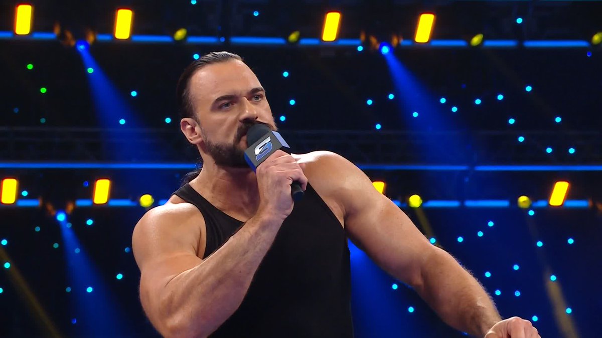 "I would say your last title run was a joke, but I can't remember it." LA Knight, that was cold 🥶 #SmackDown