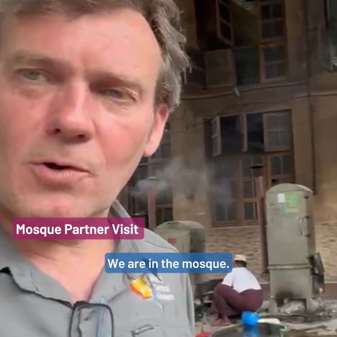 What does a day of our #ChefsForMyanmar earthquake response look like? 🎥 Chef Oli is checking in from Mandalay where WCK teams are working to provide more meals to communities recovering from the earthquake. We are scaling up our support of restaurant partners, as well as helping community kitchens by distributing ingredients, cooking equipment, and other supplies. Residents have come together to support their neighbors since the quake, and we are doing everything we can to help them keep cooking. #ChefsForMyanmar