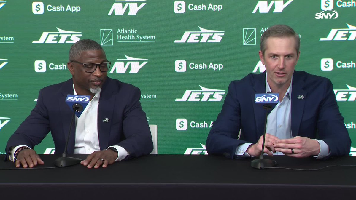 "Listen, we want to surround Justin Fields with good skill players along with a good OL, so anytime you can do that that's an A+. That's the plan & what we talked about before: let Justin be QB & surround him with good players."- Aaron Glenn #Jets