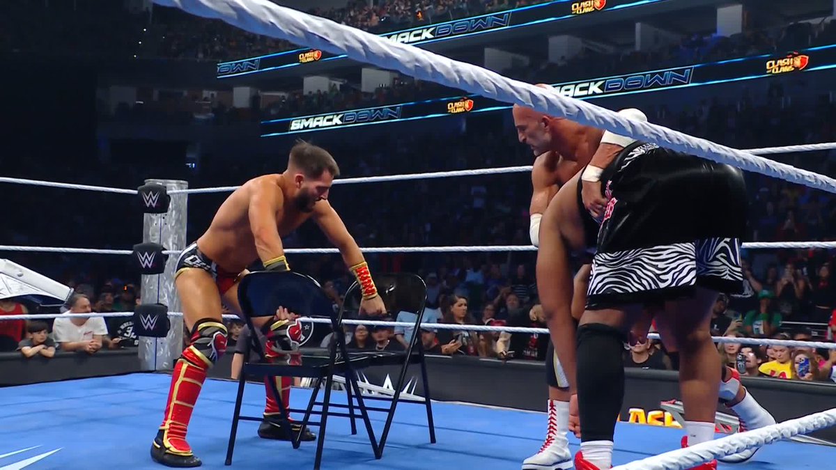 Well, that backfired... 😬 #SmackDown