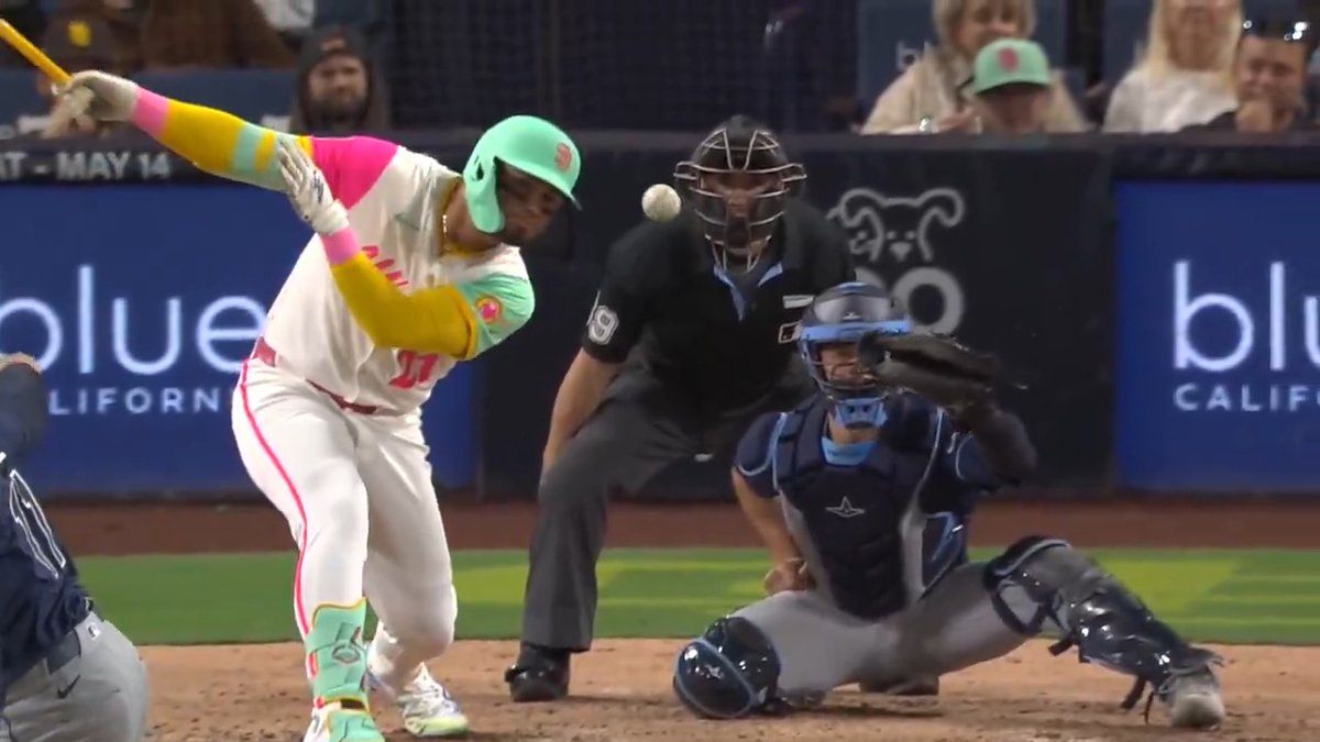 ¡Tirso Ornelas conecta su primer hit en las Grandes Ligas!