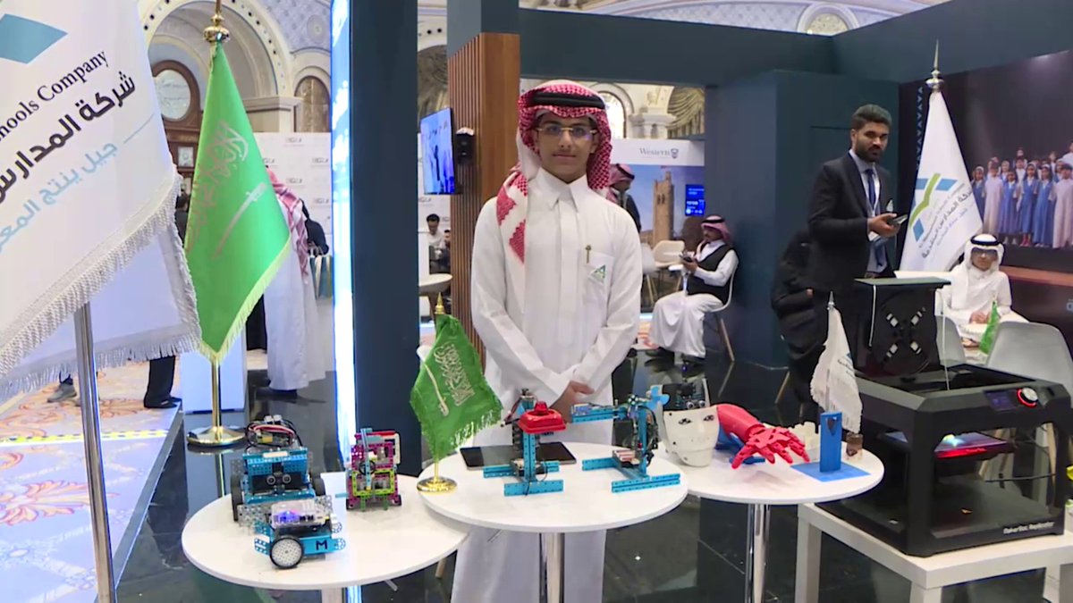التعليم في قلب التحول؛ بناء الإنسان أولًا لضمان تحقيق #رؤية_السعودية_2030. #SaudiVision2030 #هيئة_الإذاعة_والتلفزيون