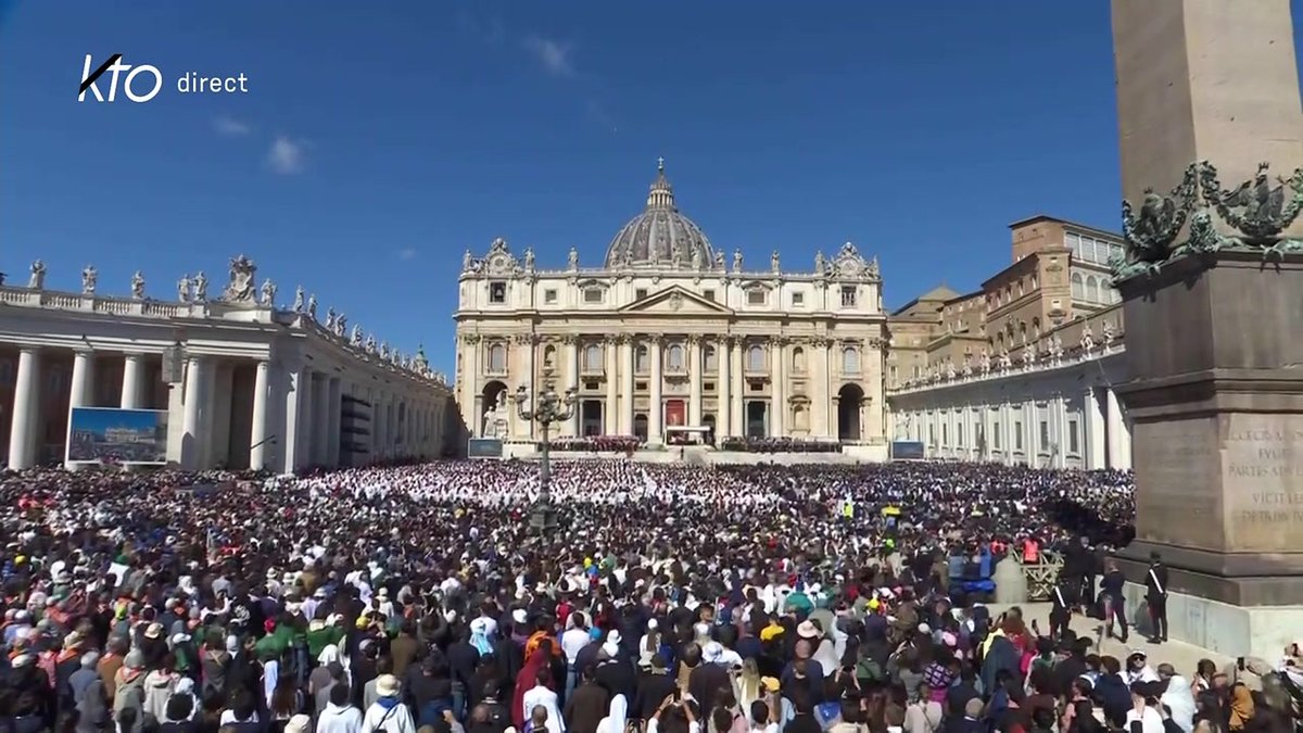 🇻🇦✝️ FLASH | "Environ 200.000 personnes" se sont rassemblées pour assister aux funérailles du pape François. (Vatican)