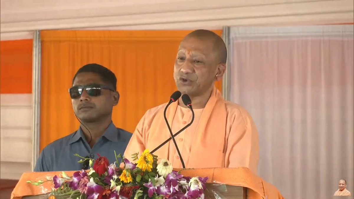 डबल इंजन सरकार की शीर्ष प्राथमिकता में अन्नदाता किसान हैं, युवा हैं और हमारी बहन-बेटियां भी हैं...