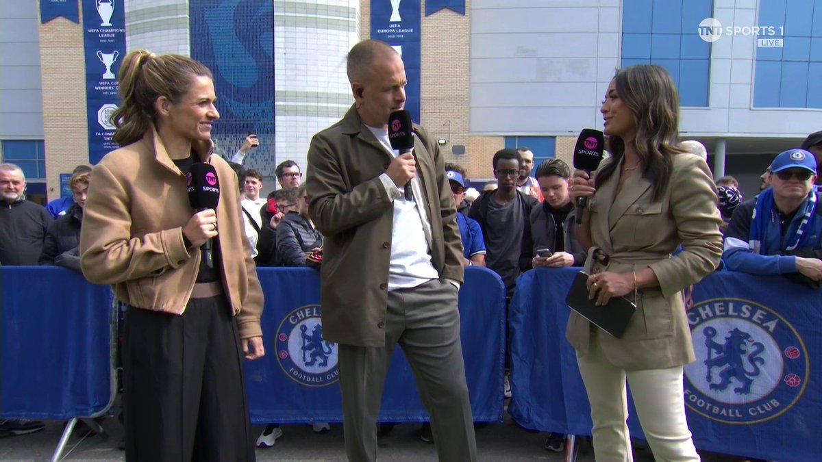 “It’s as good of an opening season since Jose Mourinho.” Joe Cole on Arne Slot's first season in charge of Liverpool 👏 🎙 Jules Breach | 📺 TNT Sports & discovery+ UK